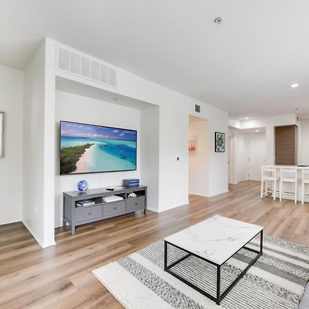 The Electric Blue Abode With A Gorgeous Pool View Apartment Los Angeles Exterior photo